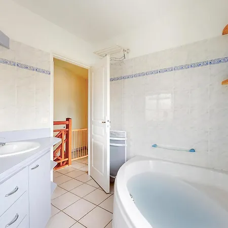 別荘 Cozy In Saint-georges-de-didon *