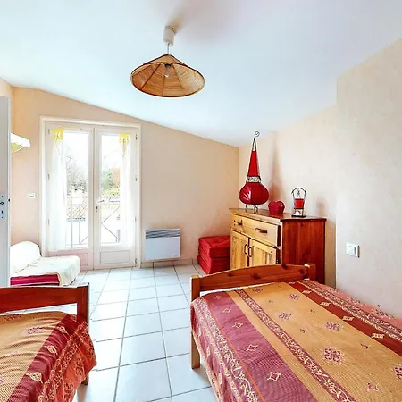 Cozy In Saint-georges-de-didon * サン・ジョルジュ・ド・ディドンヌ