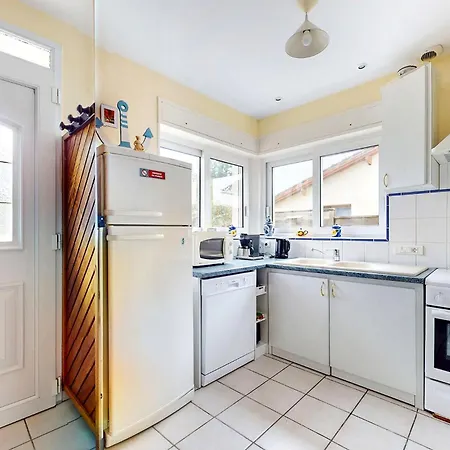 Cozy In Saint-georges-de-didon 別荘 *